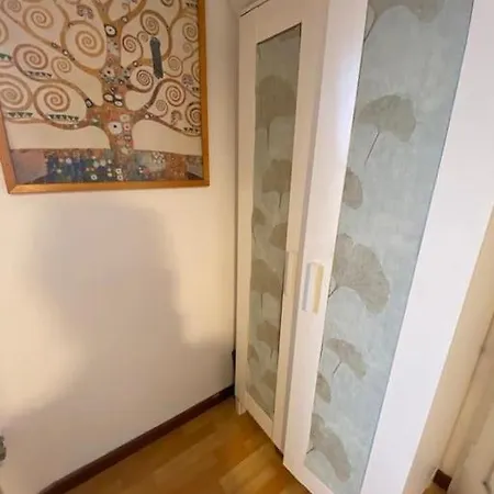 Spazioviola Intimo Boho Style Uno Spazio Magico Per L'energia Che Si Respira In Un Palazzo Della Vecchia Qui Nulla E Perfetto Ma Tutto Racconta No Wi-fi No Aria Condizionata Μπολόνια