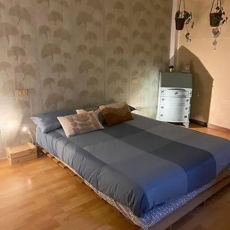 Apartamento Spazioviola Intimo Boho Style Uno Spazio Magico Per L'energia Che Si Respira In Un Palazzo Della Vecchia Qui Nulla E Perfetto Ma Tutto Racconta *
