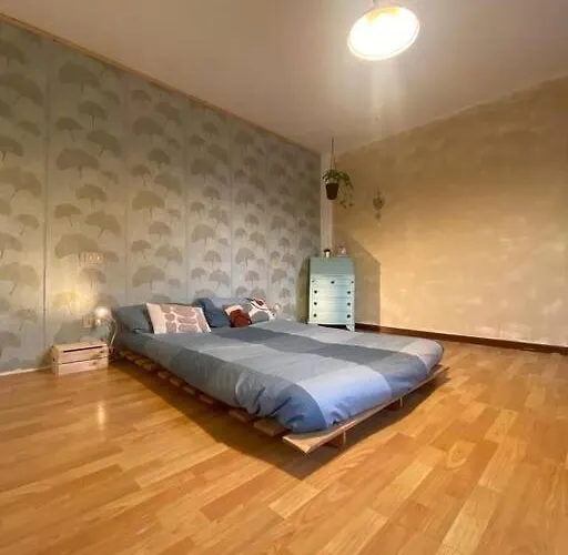 Spazioviola Intimo Boho Style Uno Spazio Magico Per L'energia Che Si Respira In Un Palazzo Della Vecchia Qui Nulla E Perfetto Ma Tutto Racconta No Wi-fi No Aria Condizionata 아파트